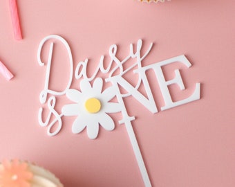 Personalised Daisy First Birthday Cake Topper, Name Cake Topper, Acrylic Cake Decoration Flower Party Decor, 1st 2nd 4th Birthday Cake Decor