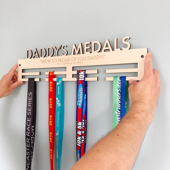 Colgador de medallas de papá, regalo personalizado del día del padre,  regalo para él, regalo de cumpleaños de papá, porta medallas personalizado,  exhibición de medallas -  México