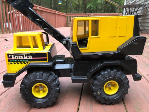 tonka crane toy