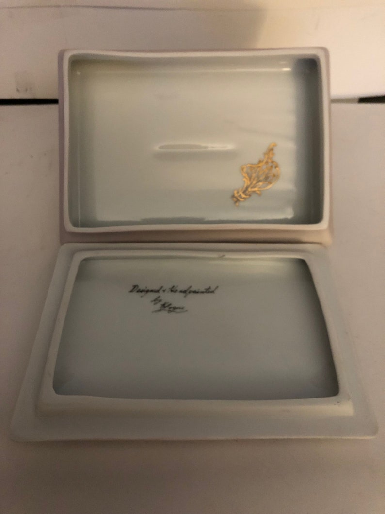 Porcelain White Gilt Hand Painted Floral Theme Jewelry Box