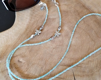 Edle filigrane Perlenkette für deine Brille /  Mundschutzkette - Brillenkette / lindgrün-silber / ca. 70cm / Schmetterling