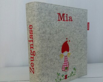 Certificate folder with wool felt cover