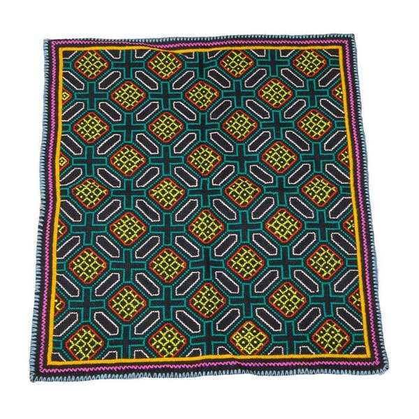 Nappe d'autel Chaman véritable tapisserie broderie shipibo amazone - motif coloré
