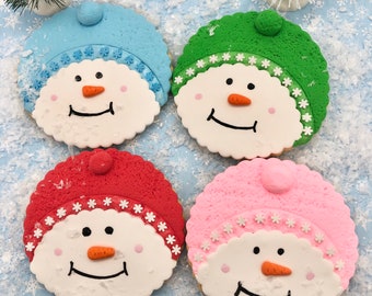Fake Snowman Face Cookie: Christmas Tiered Tray Decor