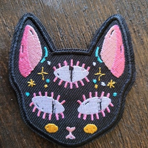 Three Eyed Cat iron on patch sew on mending badge, mystique, boho, animal,