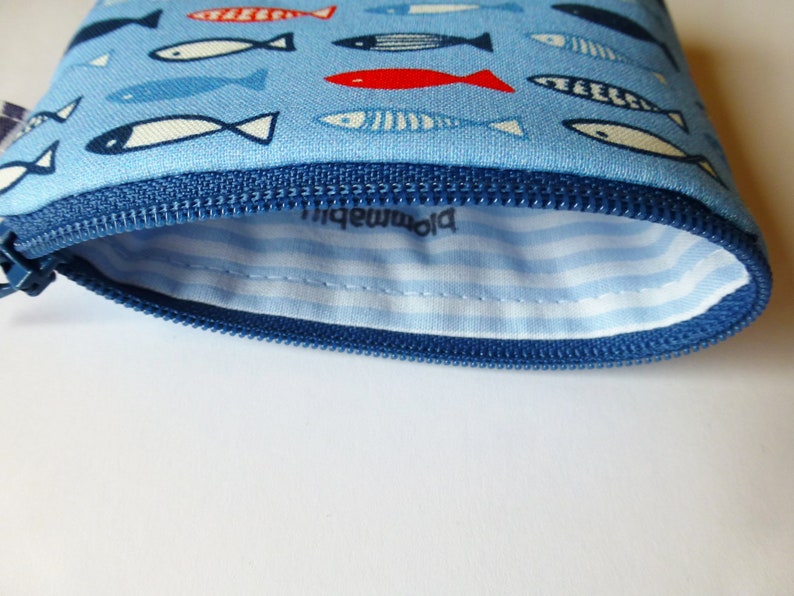 maritime mini bag with fish, light blue key case with fish, blommablu image 3