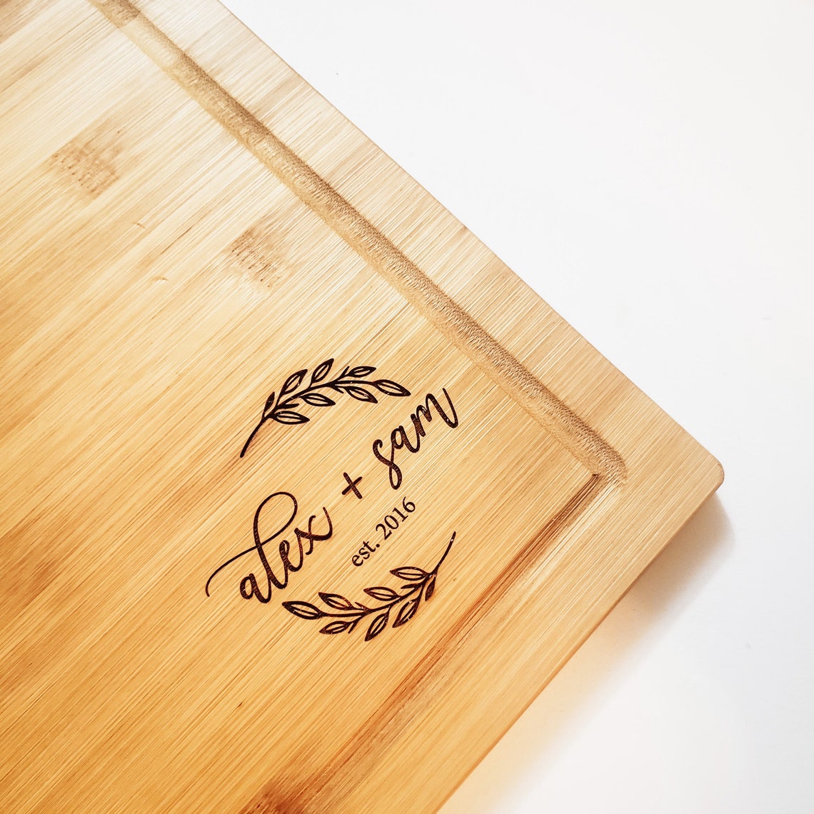 Personalized Engraved Cutting Board Laser Engraved Bamboo. Wreath Couple Name