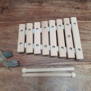 Wooden xylophone - natural wood