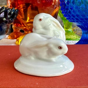 Herend Double Bunny Figurine Herend Hungary White Hand Painted Fine Porcelain Two Rabbits Figurine Vintage Home Decor Collectible Gift
