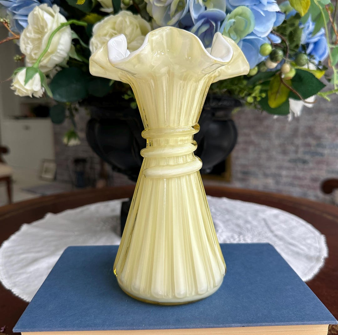 フェントン キャンドル グロー イエロー ケース入り ガラス ウィート