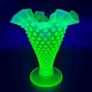 Fenton Topaz Opalescent Hobnail Vase: Yellow Vaseline Glass, Ruffled Rim