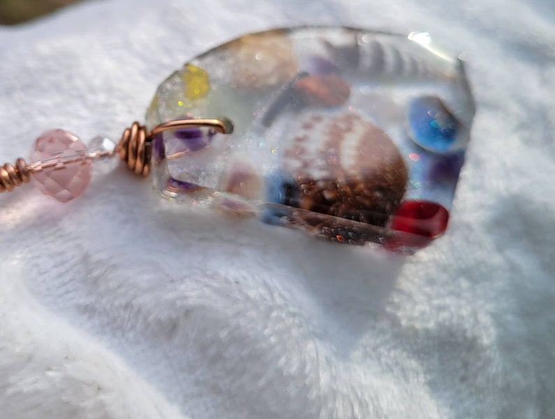 Resin necklace with real shells and stones 24 grams image 5
