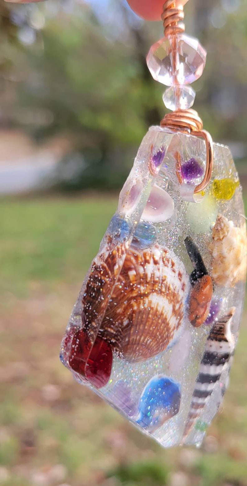 Resin necklace with real shells and stones 24 grams image 6