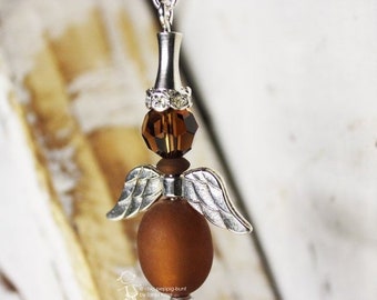 Chains -or keychain angel brown large