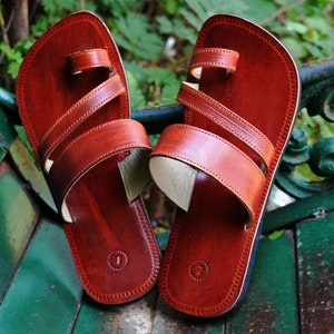 Handmade Biblical Men Leather Sandals Handcrafted Gents Sandals Toe Strap Boys Flip Flop Indian Dress Slippers