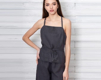 100 % lin italien. Haut caraco. Haut à bretelles. Style minimaliste. Hauts en lin avec ceinture. À porter au quotidien.