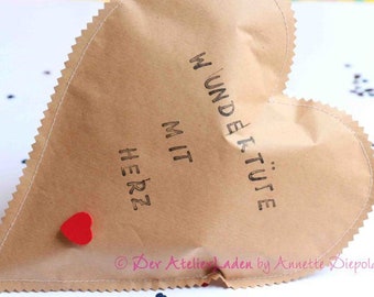 Surprise bag with heart & luckless