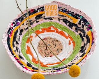 Rope Bowl - Colorful bowl made from fabric scraps