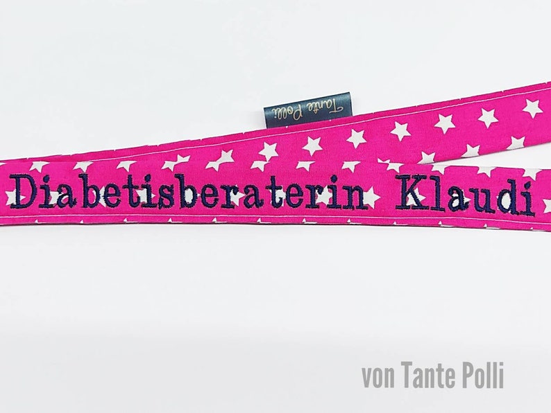 Schlüsselanhänger-Schlüsselband-bestickt-Name-personalisiert-LanyardSchlüsselband pink, dunkelblau bestickt Bild 1