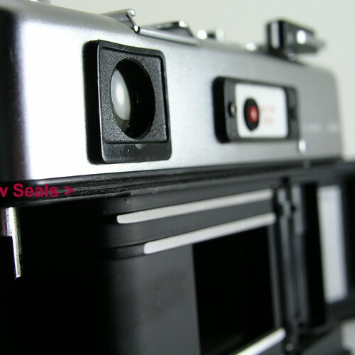 Yashica Camera Repair Service shops Electro 35 CLA