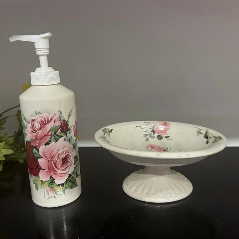 Vintage Bathroom Accessories - Etsy