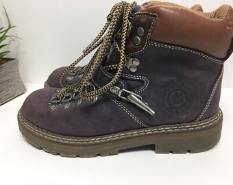 candies hiking boots