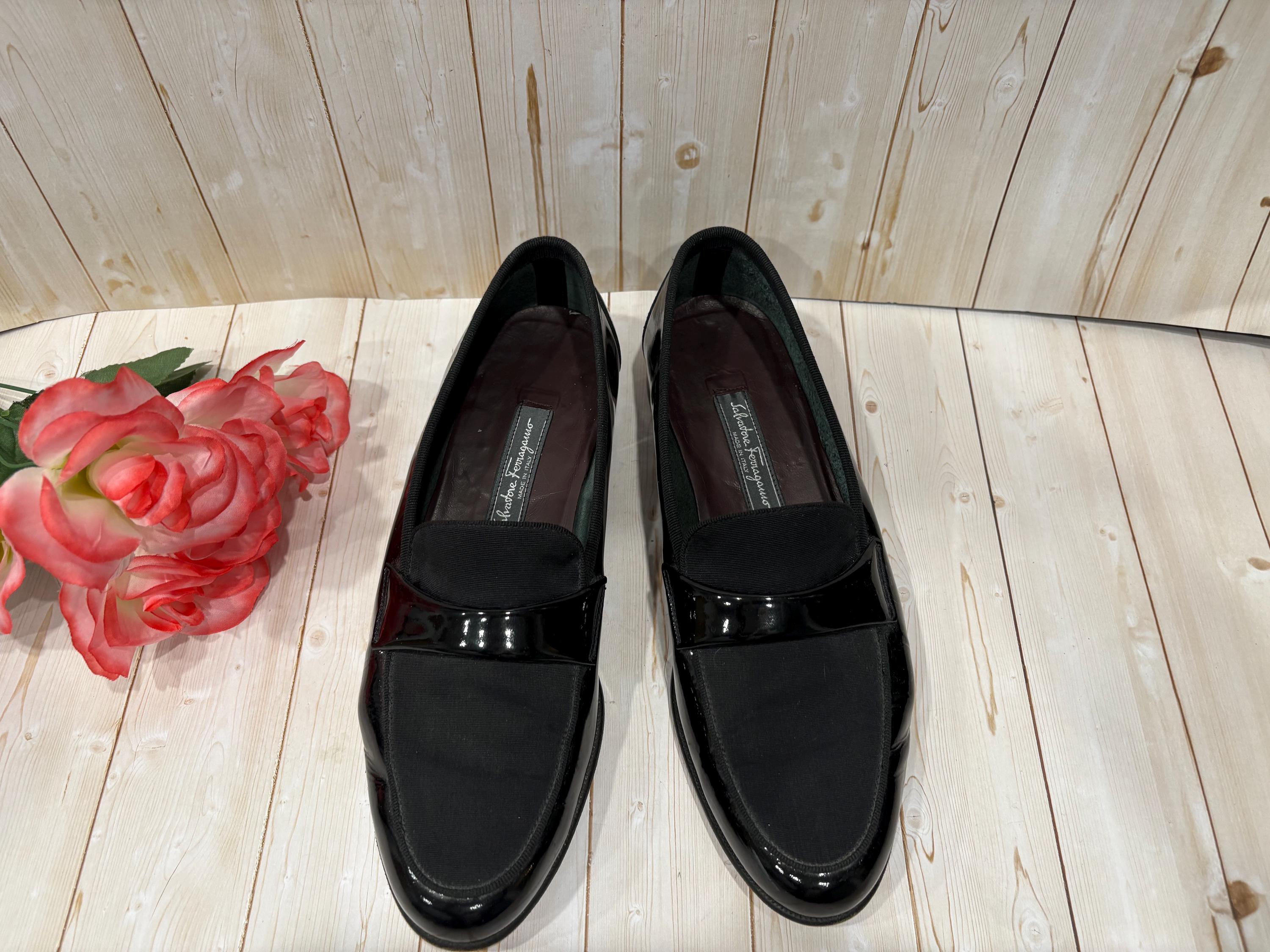Salvatore Ferragamo Patent Leather Grosgrain Tuxedo Loafers Black Mens Size 8 D Mens Tuxedo Black Leather Patent Loafers Shoes Size 9 M  main image 3
