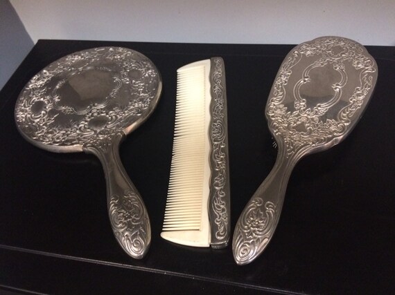 Vanity Set Silver Plated 3 Piece Dresser Set Fluted Design Etsy