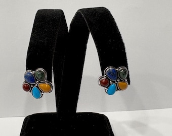 Navajo Sterling Silber Cluster Ohrringe mit verschiedenen bunten Steinen