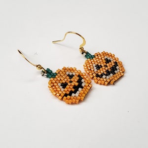 Halloween Beaded Pumpkin Dangle Earrings, Gift for Fall image 4