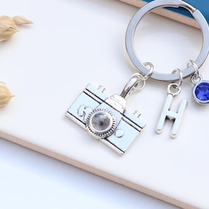 Personalisierte Kamera Schlüsselanhänger - Fotograf Geschenk. Reise-Schlüsselanhänger.