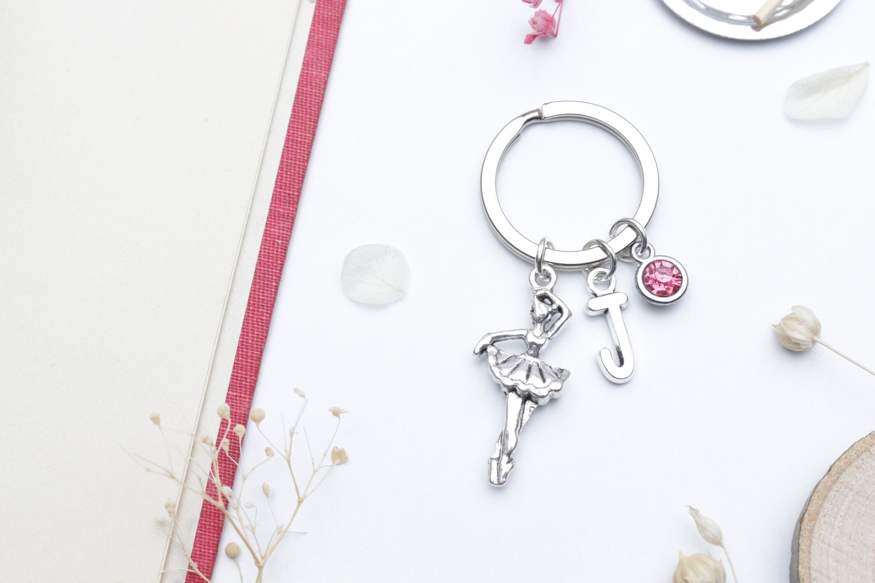 Ballerina Schlüsselanhänger – Silberne Tänzerin Figur, Perfektes Geschenk Für Tanzbegeisterte