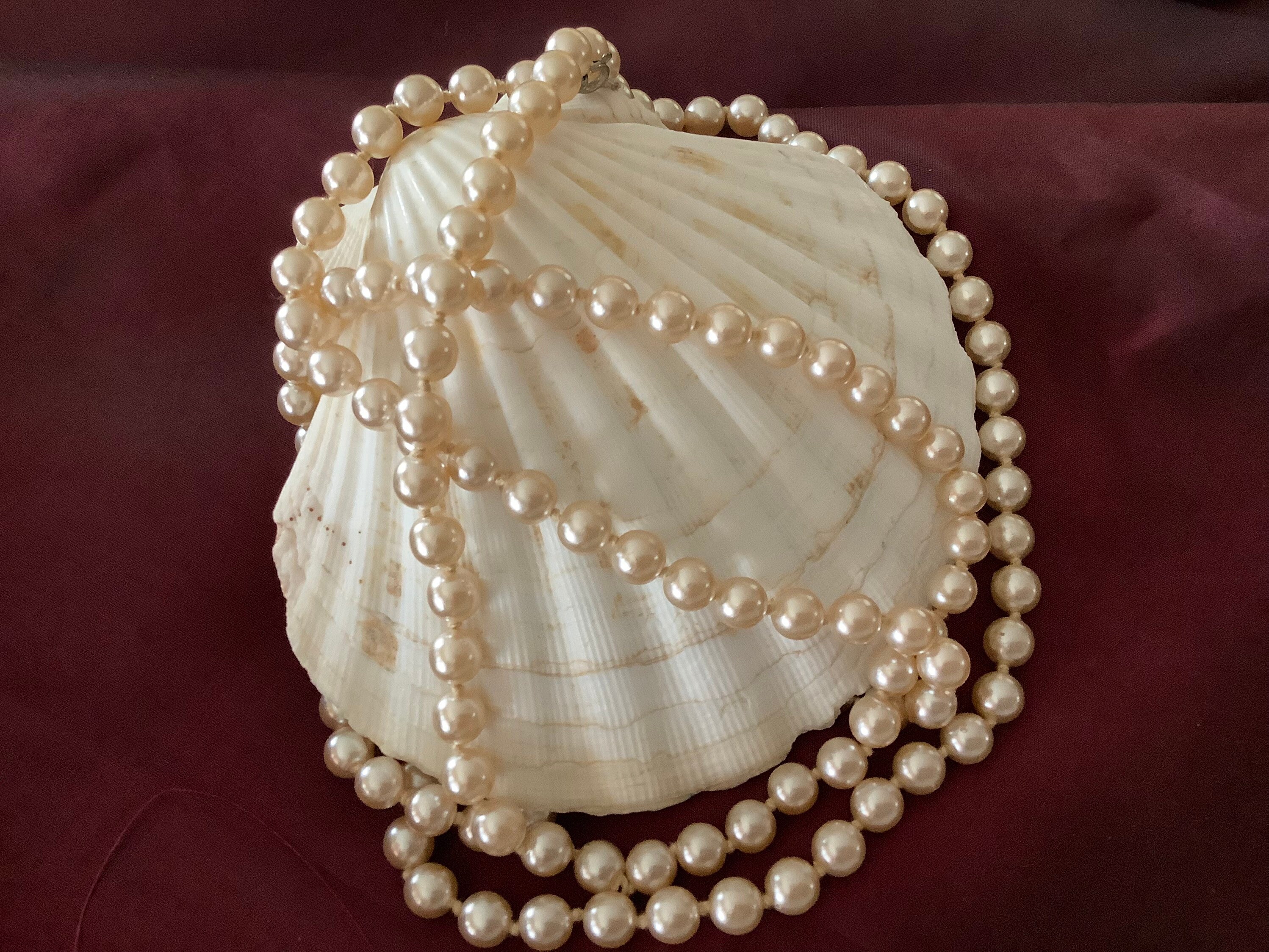 Vintage long strand of faux pearls . | Etsy