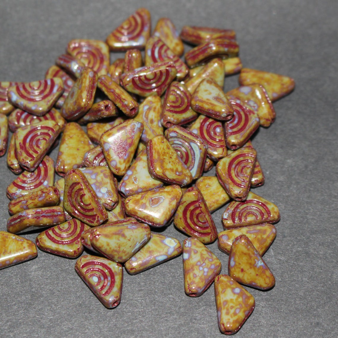 Czech Glass Beads Triangle 12x7mm/20pcs Grey Travertin Red Etsy