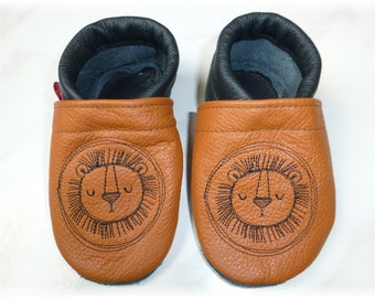 Baby walking shoes/crawling shoes, leather shoes Redwork animals lion brown/black