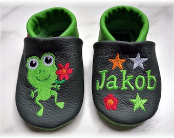 Leather slippers/first-to-walk shoes "Frog with name