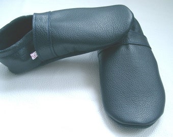 Barefoot shoes, soft leather slippers, crawling shoes for adults