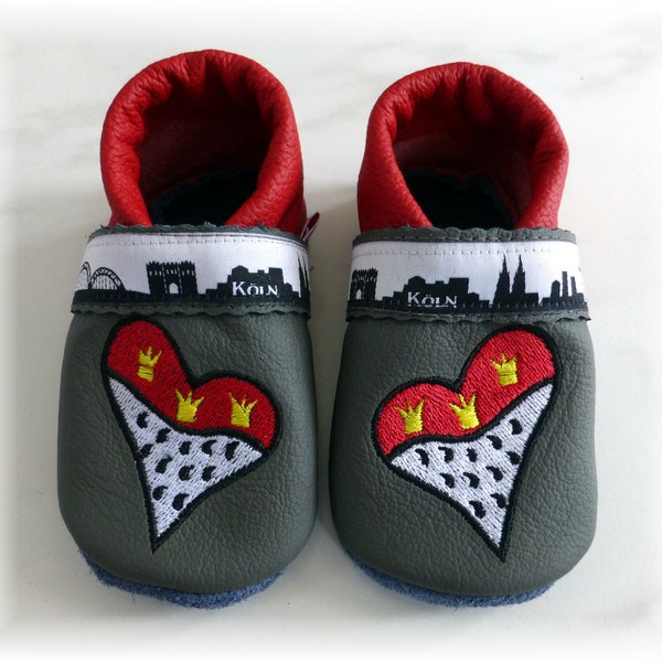 Crawling shoes, baby shoes, walking shoes Cologne hearts with woven ribbon