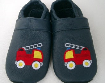 Krabbelschuhe Lauflernschuhe Feuerwehr-Leiterwagen