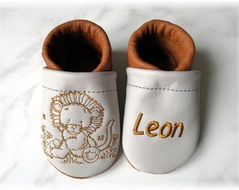 Baby crawling shoes baby walkers redwork lion named