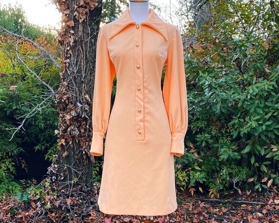 1970s Miss Chris Peach Bishop Sleeve Mod Midi Dres