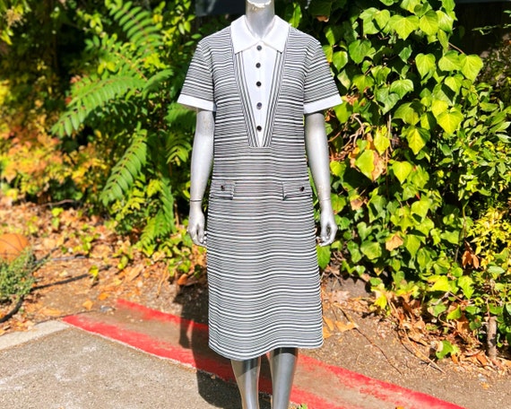 1960s Cay Artley Striped Double Knit Tuxedo Shift… - image 1