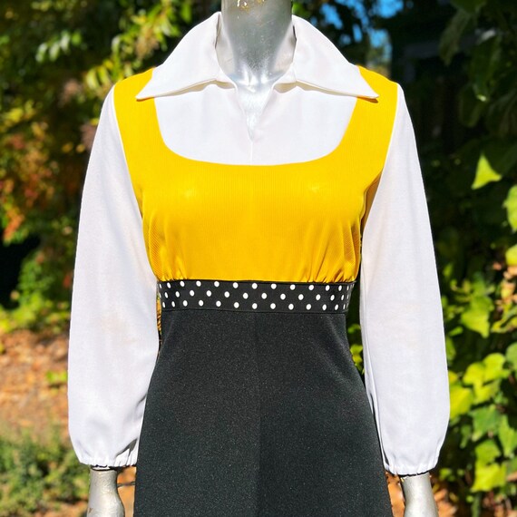 1970s Union Made Lemon Yellow Black Polkadot Maxi… - image 5