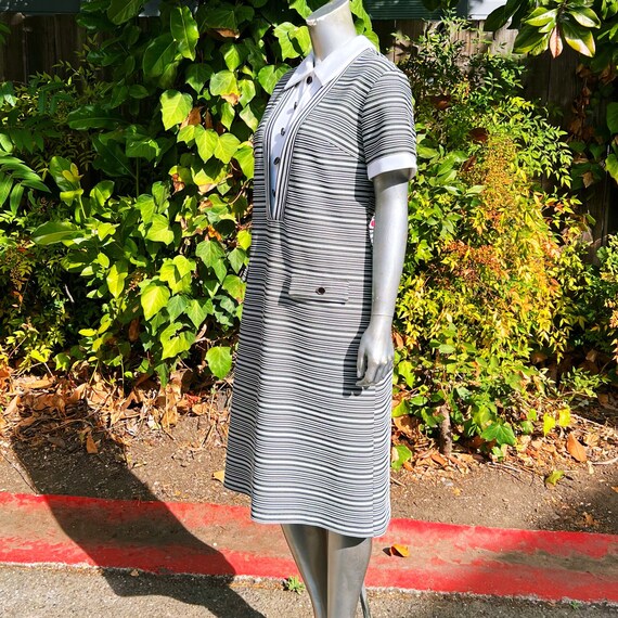 1960s Cay Artley Striped Double Knit Tuxedo Shift… - image 3