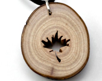 Engrave wood necklace,Handcraft unique maple wood pendant,Engrave wood necklace,Wood pendant, Wood necklace for men,Women necklace,Wood