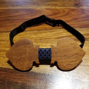Engraved Adult-Sized Wooden Bow Tie Blue Wing Pattern,Wood Bowtie,Bowtie,Men bowtie,Wood Tie,Wedding Bowtie,Groomsman gift,engrave  (B0701)
