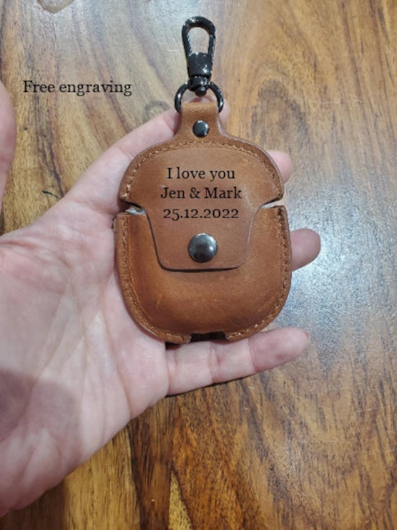 Engraved Airpods Case 1 or 2 Leather Case,Italian Leather Airpods Case Men and Women, Men's Leather Case for Airpods ,Custom airpod case 1