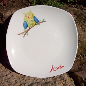 Children's Plate with a colourful owl and a name made of porcelain, hand painted in desired colour image 2