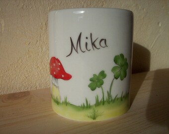 Money box with lucky charms made of porcelain hand-painted with names