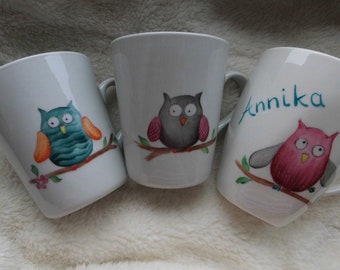 Coffee mug with colorful owl hand-painted according to your wishes, with name made of porcelain